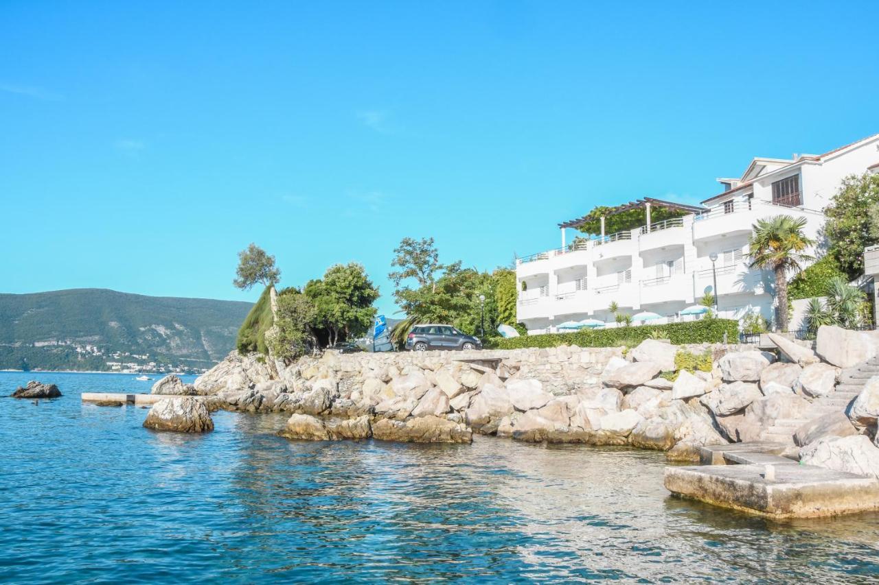 Hotel Perla - Annexes ヘルツェグ・ノヴィ エクステリア 写真